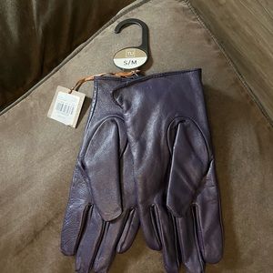 Brand new leather gloves